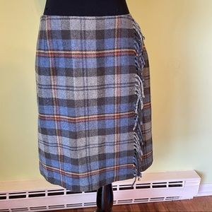 TALBOTS BLUE AND GRAY FRINGE PLAID WOOL BLEND SKIRT SIZE 8-10